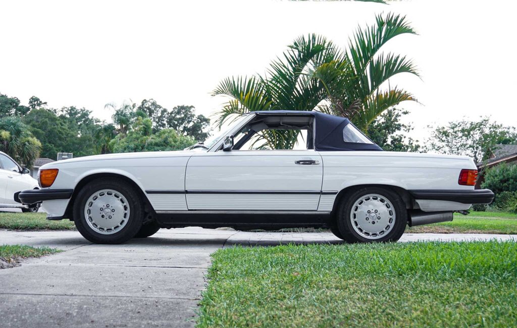 1987 Mercedes-Benz 560SL