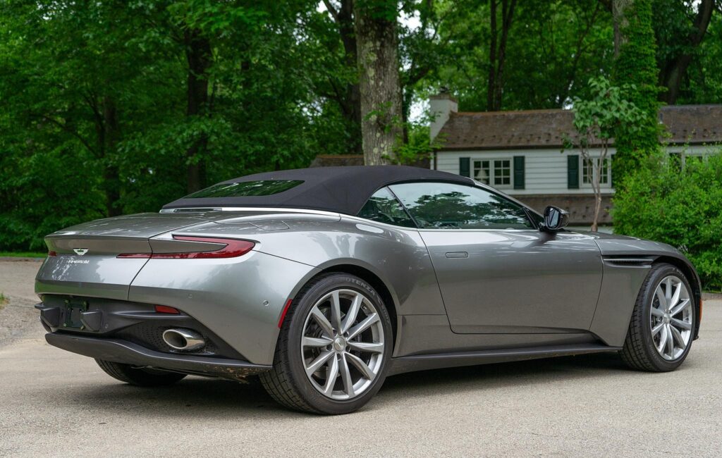 2021 Aston Martin DB11 Volante